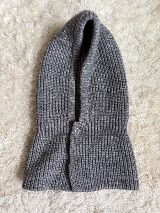 Accessories - NWT - Women/Youth Gray Ribbed Knit Hoodie Hat